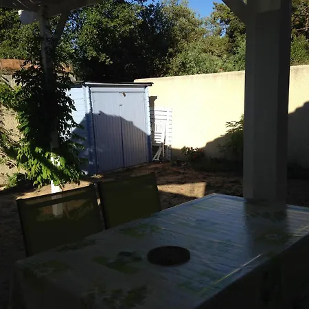 Prázdninový dům Maison Calme Entre Foret Et Ocean *